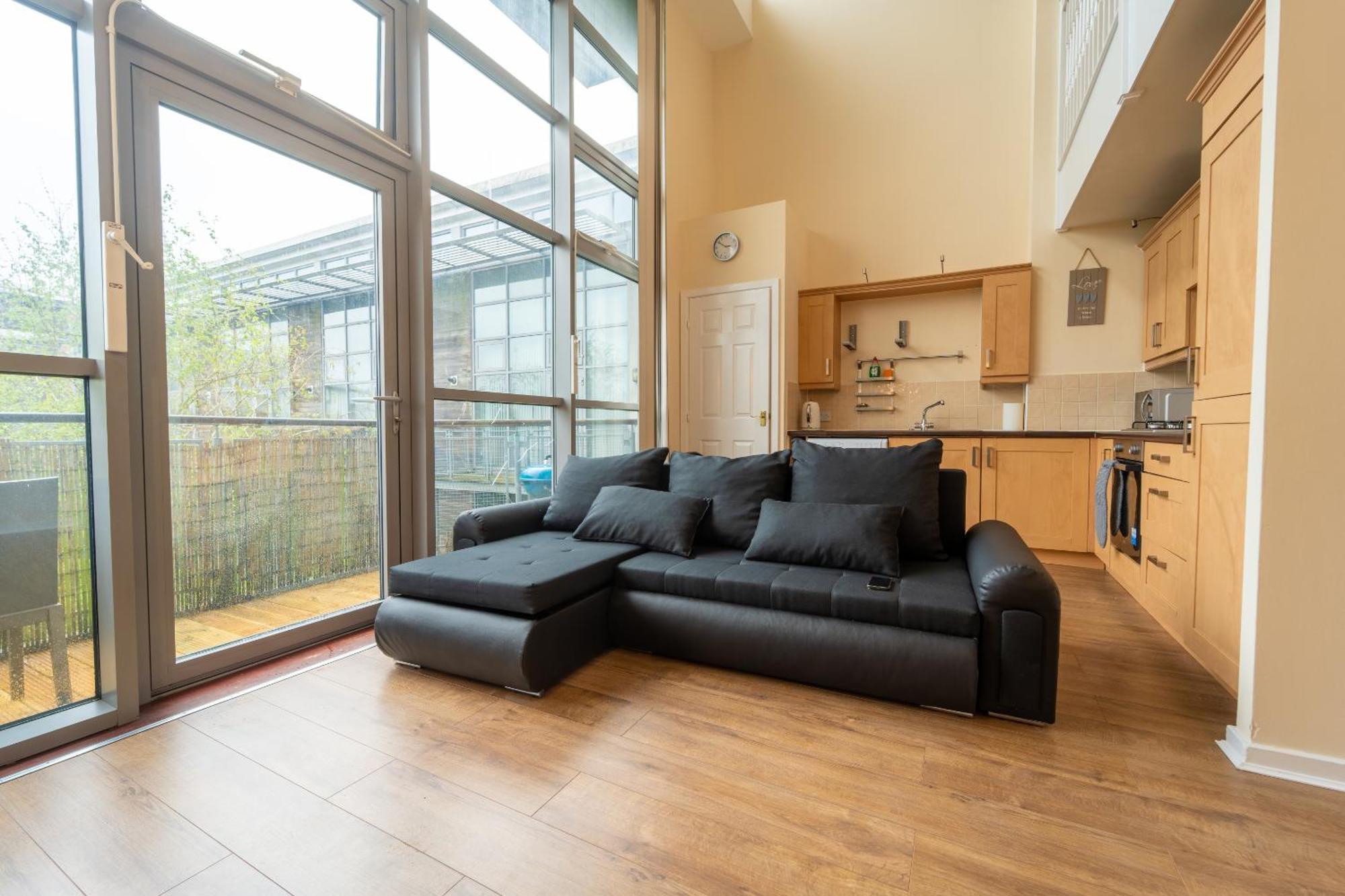 Luxury 2 Bed Apartment - Near Heathrow, Legoland, Windsor Slough Exteriör bild