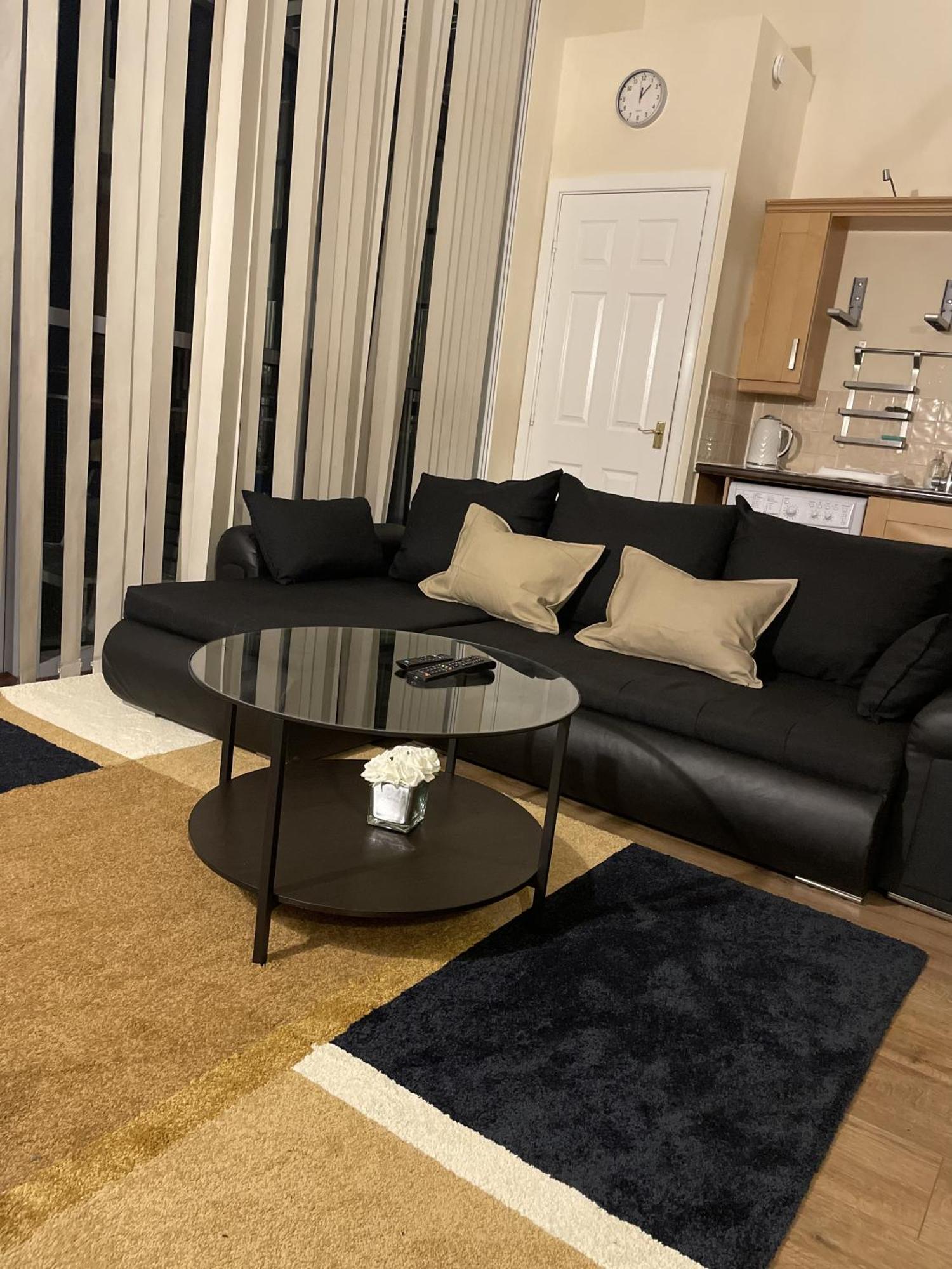 Luxury 2 Bed Apartment - Near Heathrow, Legoland, Windsor Slough Exteriör bild
